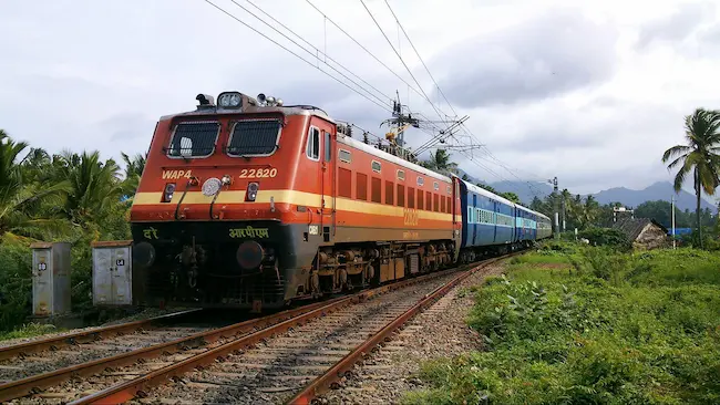 Indian Railway -    ఉద్యోగులకు భారతీయ రైల్వే గుడ్‌న్యూస్‌ ..