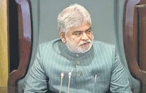 Telangana-ఫిరాయింపు ఎమ్మెల్యేల విచారణకు స్పీకర్ ముమ్మర కసరత్తు