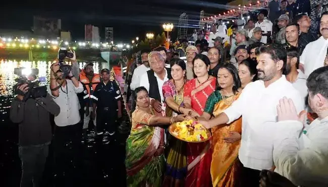 News telugu: Revanth Reddy: అంబర్‌పేటలో బతుకమ్మకుంటను ప్రారంభించిన సీఎం రేవంత్