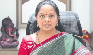 హరీశ్ రావు, సంతోష్ తనపై కుట్రలు చేసారన్న కవిత