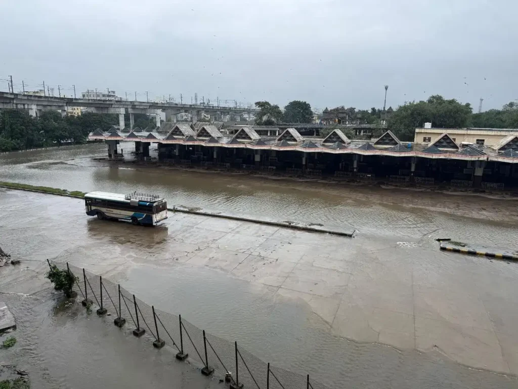 Telugu News: TSRTC: ఎంజీబీఎస్‌లో బస్సు సర్వీసులు పునఃప్రారంభం