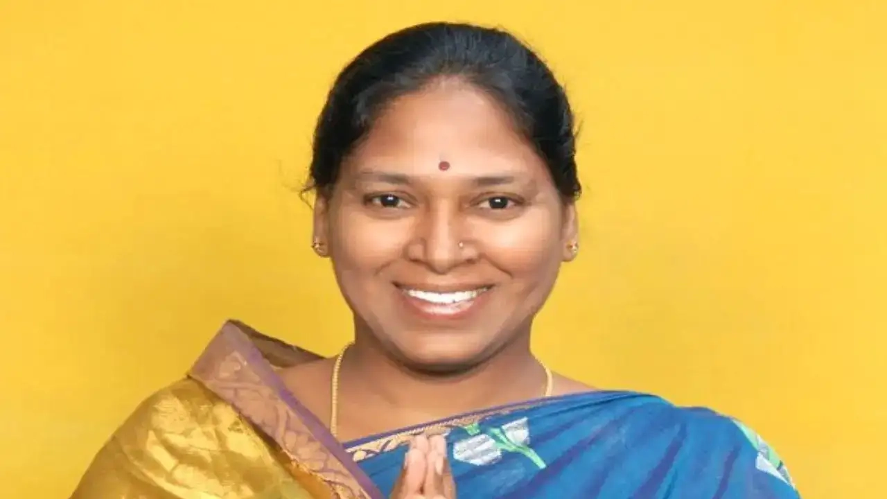 Pothula Sunitha-బీజేపీ తీర్థం పుచ్చుకున్న వైసీపీ ఎమ్మెల్సీ సునీత