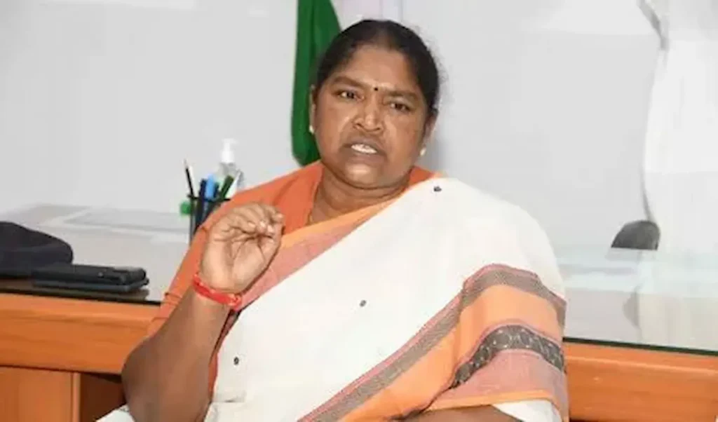 Latest News: Minister Sitakka- అంగన్వాడీ టీచర్ల సమస్యలు పరిష్కరించాలి