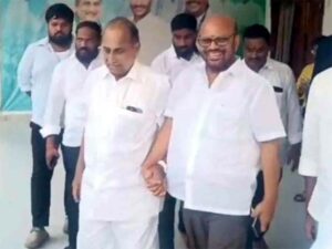 వైసీపీలోకి పిఠాపురం మాజీ ఎమ్మెల్యే వర్మ?