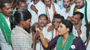 Congress chief Sharmila – ఉల్లి రైతులను ఆదుకోండి