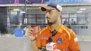 Nitish Rana జేబులో హనుమాన్ చాలీసా పెట్టుకుని బ్యాటింగ్ చేస్తా