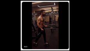 జిమ్లో కష్టపడుతున్న ఎన్టీఆర్