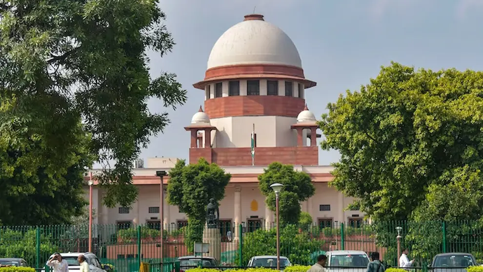 Latest News: Supreme Court: కరుణానిధి విగ్రహ ఏర్పాటును తిరస్కరించిన సుప్రీంకోర్టు