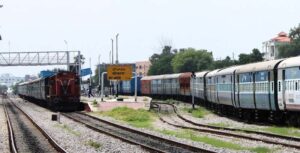 హైదరాబాద్‌లో రైలు ప్రమాదం