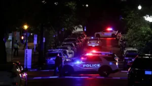 అమెరికాలో కాల్పులు ..ముగ్గురి మృతి