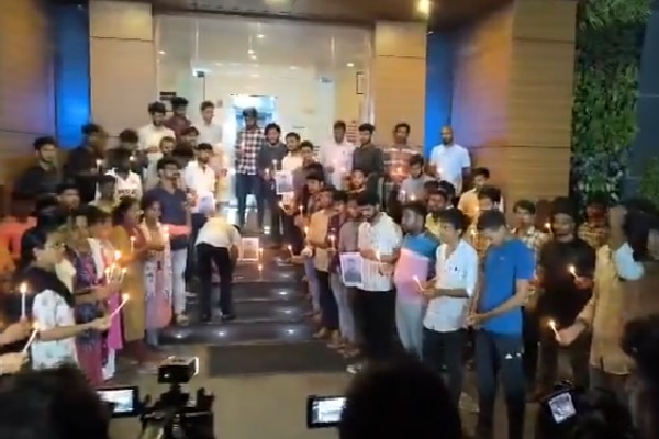 vaartha live news : AU student death : వీసీ రాజీనామా చేయాలంటూ విద్యార్థుల ఆందోళన
