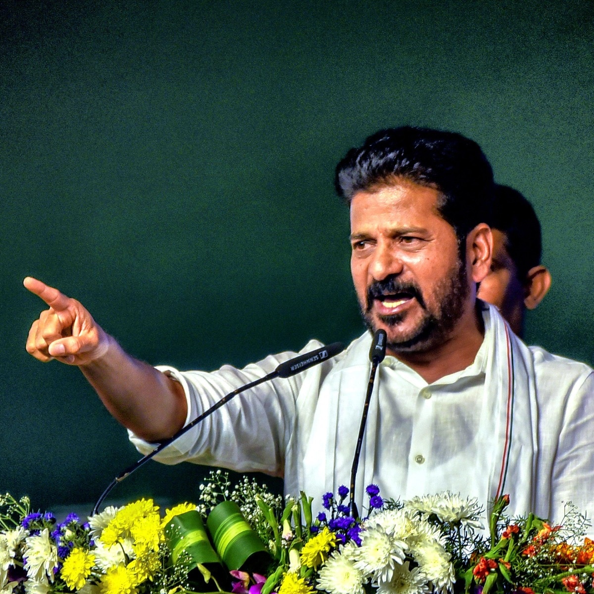 vaartha live news : Revanth Reddy : విద్యలో ముందంజ కార్యక్రమం : హాజరైన రేవంత్ రెడ్డి