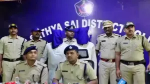 ఉగ్ర కార్యకలాపాలపై అప్రమత్తంగా ఉండండి