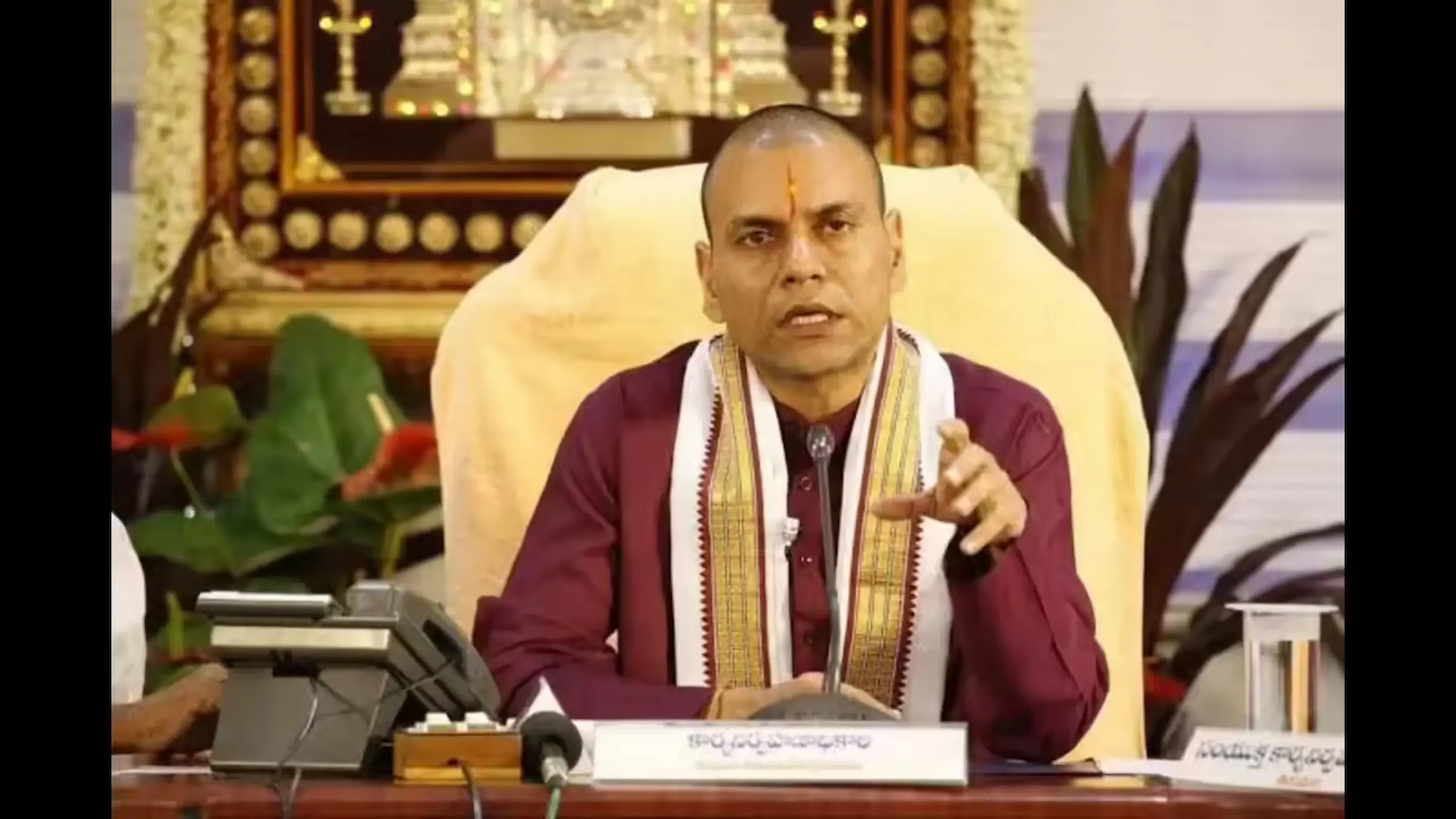 TTD: వచ్చే బ్రహ్మోత్సవాలకు మాడవీధుల్లోని గ్యాలరీలకు పైకప్పు!