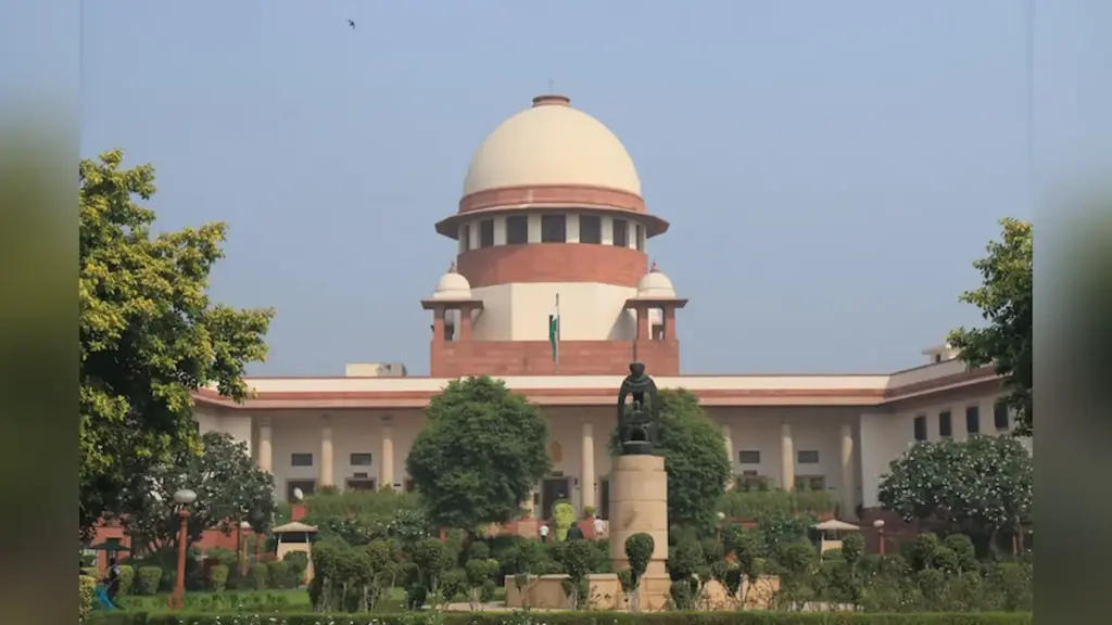 Latest News: Supreme Court: చిన్న వయసు నుంచే లైంగిక విద్య పై అవగహన : సుప్రీంకోర్టు