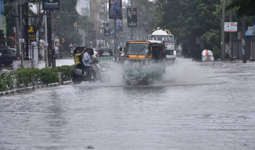 AP Rain update: ఆంధ్రాలో భారీ వర్షాలు