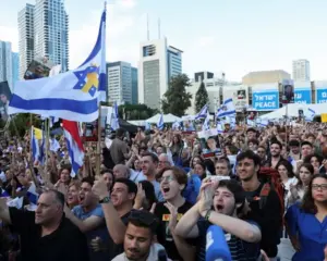 ఎట్టకేలకు ఏడుగురు బందీలను విడుదల చేసిన హమాస్