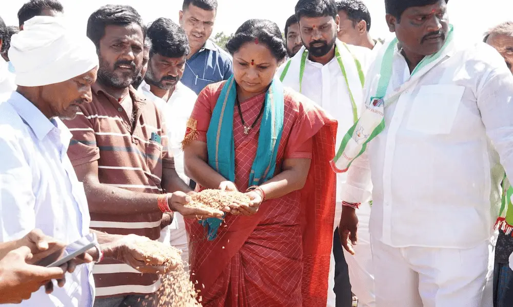 News Telugu: kavitha: కవిత డిమాండ్.. రైతులకు ఎకరాకు రూ.50వేల పరిహారం ఇవ్వాలి