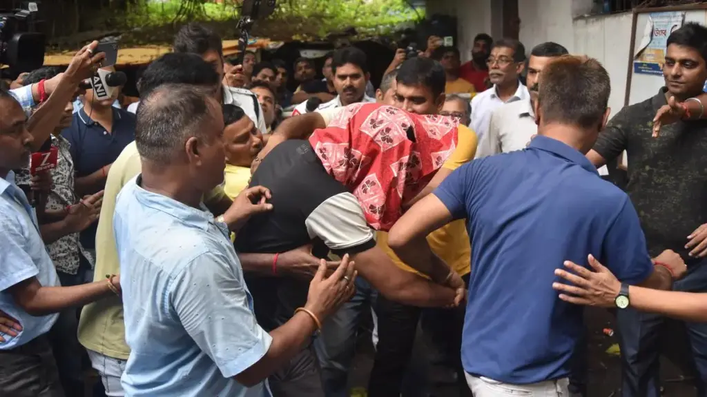 News Telugu: West Bengal: వైద్య విద్యార్థిని సామూహిక అత్యాచార కేసులో మరో నిందితుడు అరెస్ట్