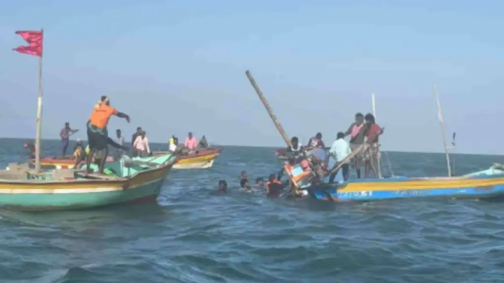 Latest News: Suhas: మండాడి సినిమా షూటింగ్‌లో ప్రమాదం.. సముద్రంలో పడవ బోల్తా