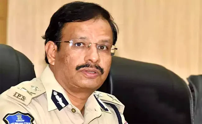 Telugu News: TG Crime:సైబర్ నేరగాళ్ల కొత్త మోసం..సీపీ సజ్జనార్ కే షాక్