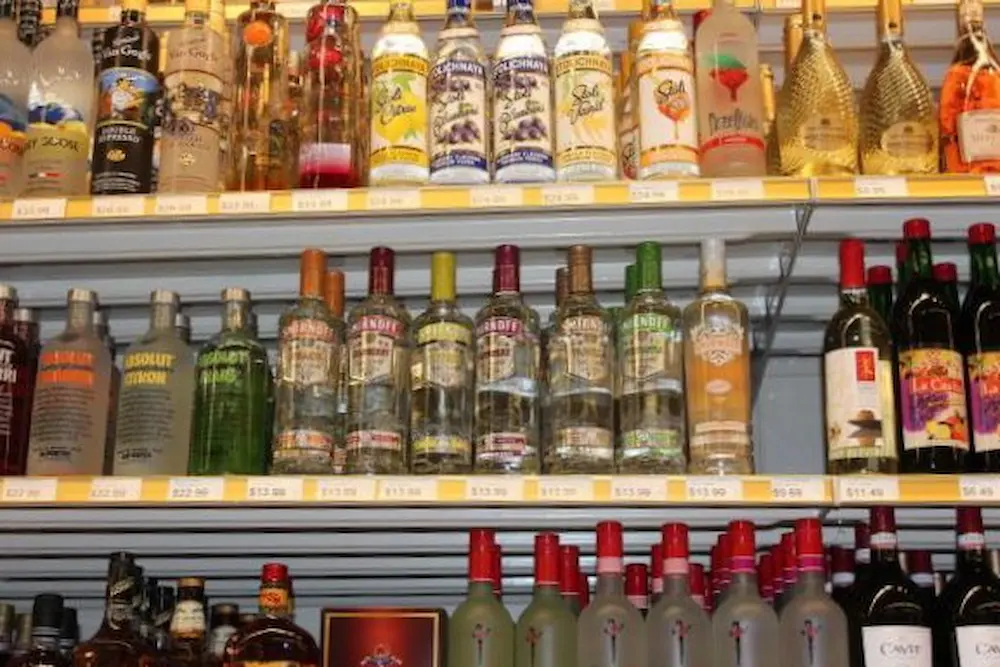 Fake Liquor: కల్తీ లిక్కర్ పై ఉక్కుపాదం..