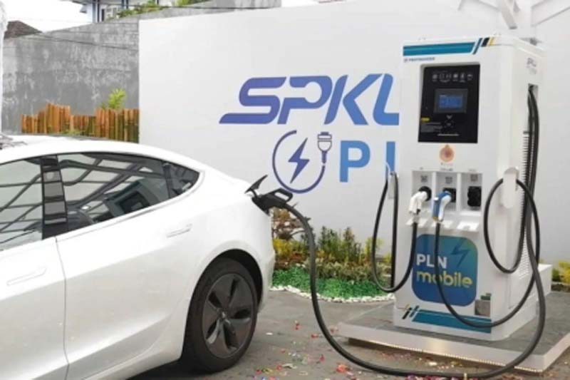 Electric Vehicles : ఎలక్ట్రిక్ వాహనాల ధరలపై కేంద్రమంత్రి శుభవార్త