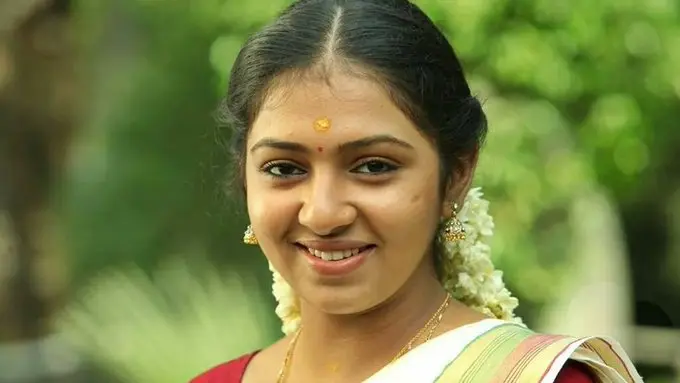 Latest News: Lakshmi Menon: కిడ్నాప్ కేసులో.. నటి లక్ష్మీ మీనన్‌కు కోర్టులో భారీ ఊరట