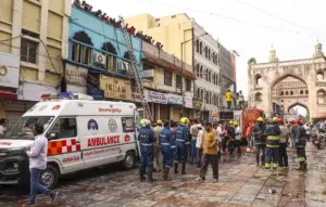 చార్మినార్ సమీపంలో అగ్నిప్రమాదం