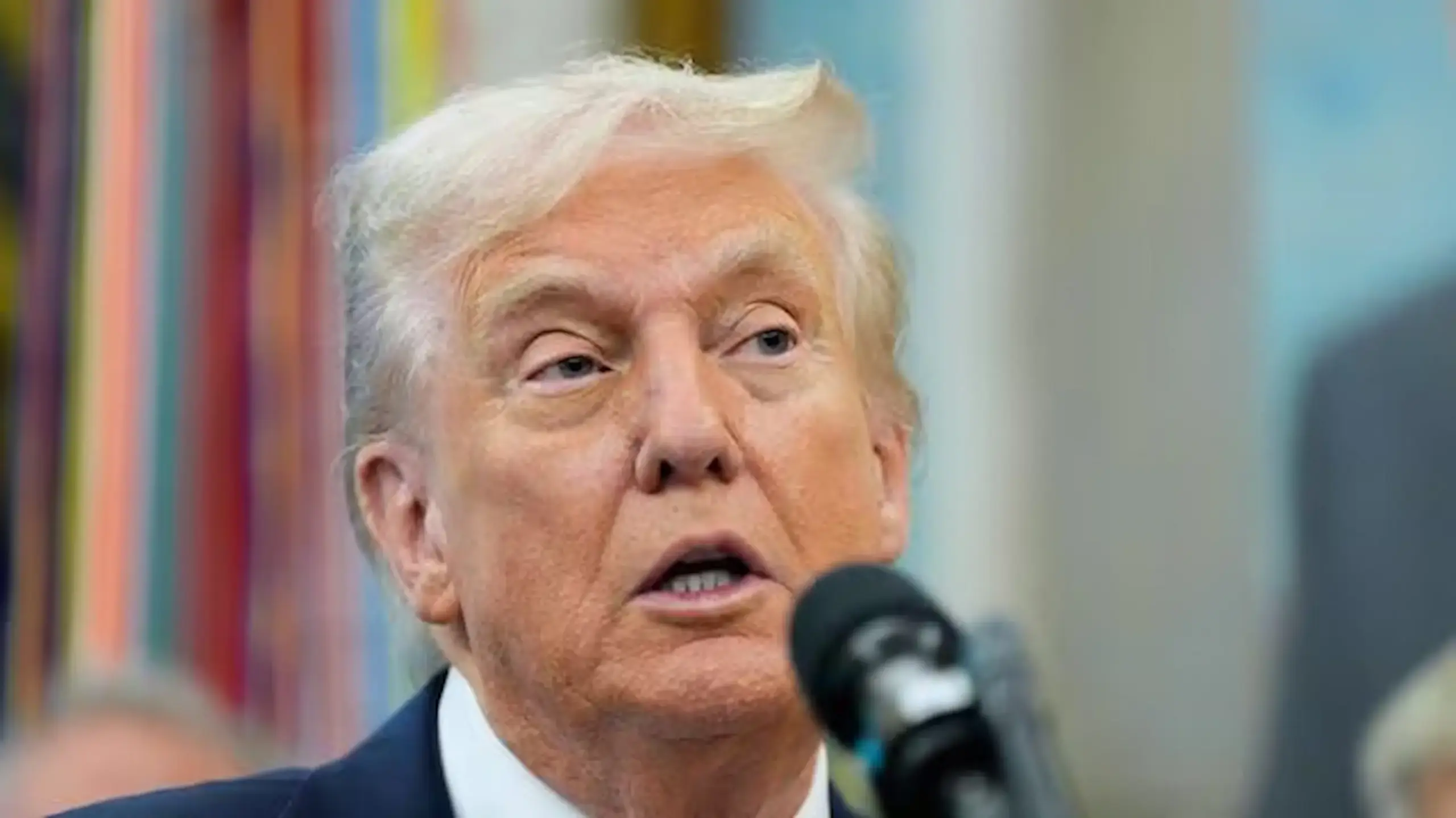 America: రాజకీయ సంక్షోభంతో ప్రభుత్వ కార్యకలాపాలకు విఘాతం