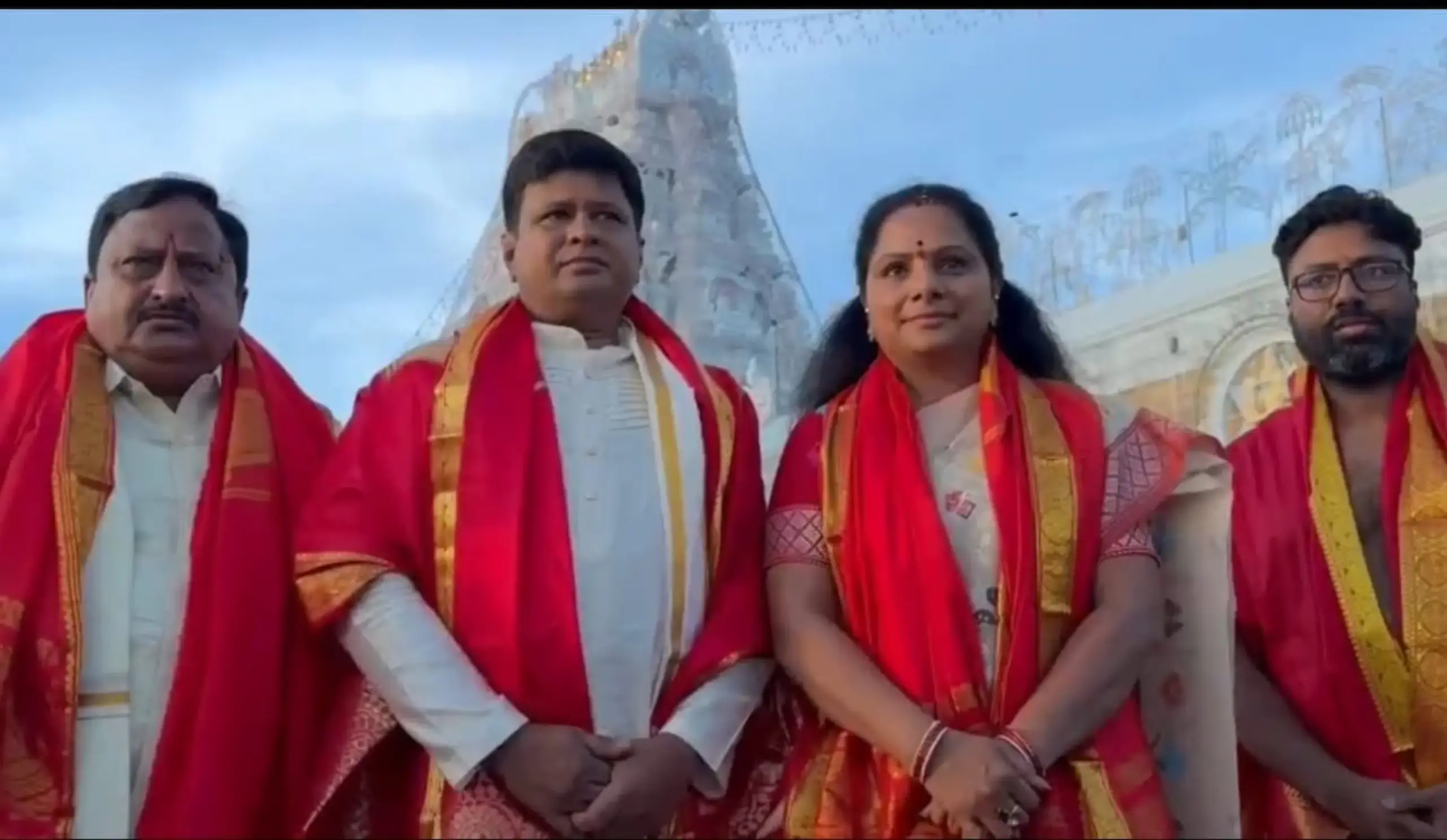 TTD: భర్తతో కలిసి తిరుమల శ్రీవారిని దర్శించుకున్న కవిత