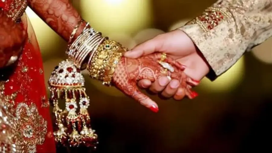 UP:భర్తలకు మత్తుమందు.. ఆపై నవ వధువులు పరార్