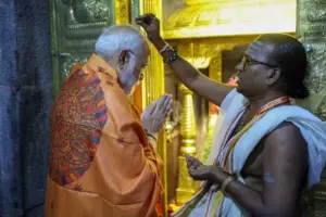 భారతీయుడి క్షేమం కోసం దేవుని వేడుకున్న మోదీ