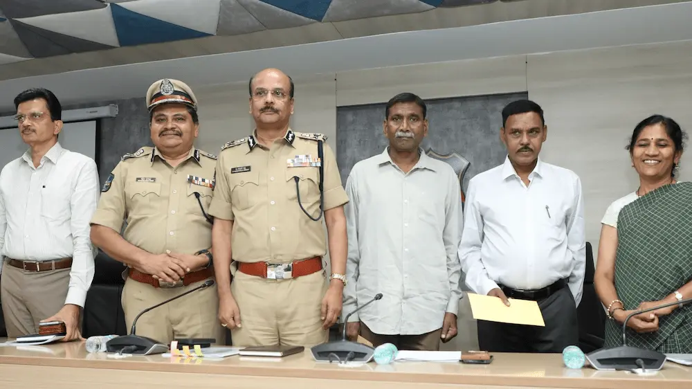 TG: మావోయిస్టులను నిర్మూలించడం అసాధ్యం