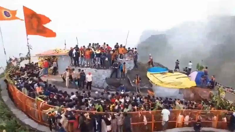 Diwali : దీపావళి సమయంలోనే ఆలయానికి ఎంట్రీ