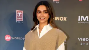 పనివేళలలు అందరికి ఒకే లాగ ఉండాలి