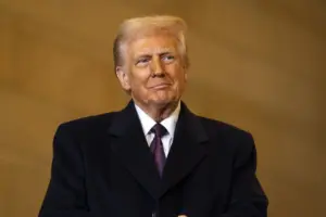 నాకు నోబెల్ బహుమతి ఇవ్వాల్సిందే ట్రంప్ వింత పోకడ