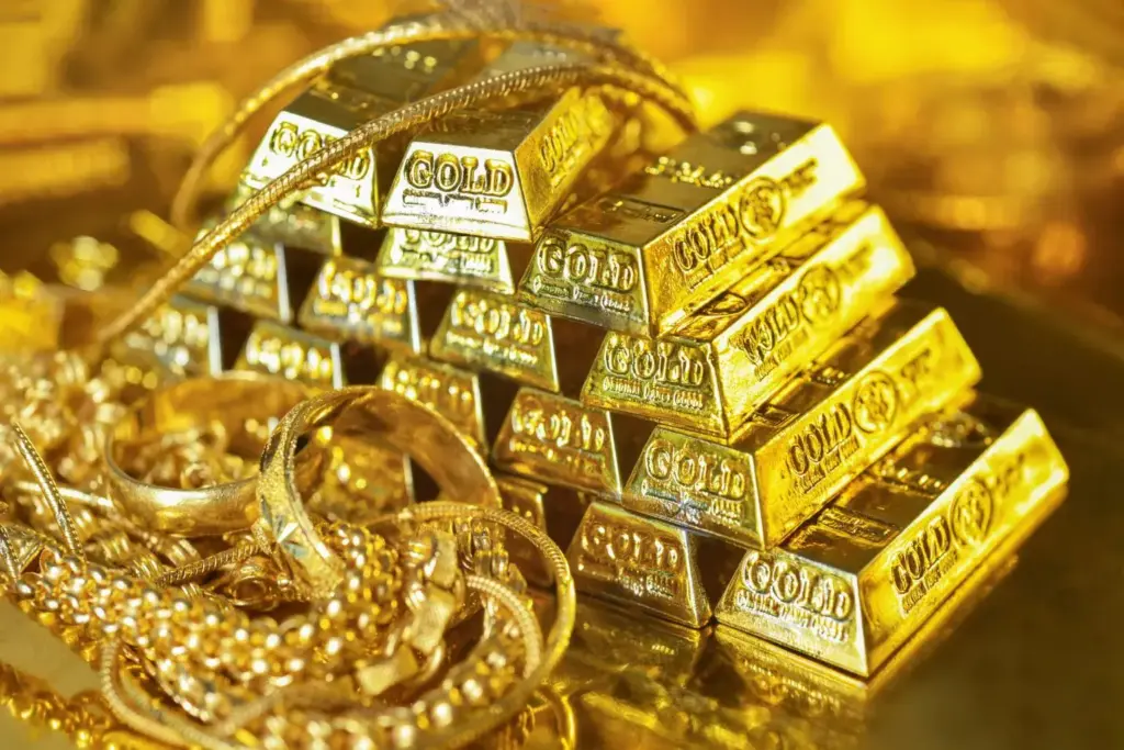 Gold Rate Today In India : మరింత పెరిగిన బంగారం ధరలు.. వెండి కూడా దూసుకెళ్లింది..