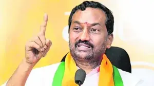 కాంగ్రెస్ నేతలపై బీజేపీ ఫిర్యాదు