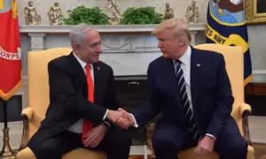 శాంతి ఒప్పందంపై సంతకాలు చేసిన ఇజ్రాయెల్‌-హమాస్‌