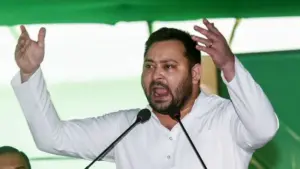 ప్రతి కుటుంబానికి ఓ ప్రభుత్వ ఉద్యోగం.. తేజస్వి యాదవ్‌