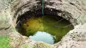 పెళ్లి వేడుకలో విషాదం – చెరువులో వ్యక్తి మృతి