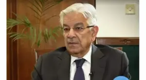 యుద్ధానికి మేం సిద్ధం.. పాక్‌ మంత్రి కీలక వ్యాఖ్యలు