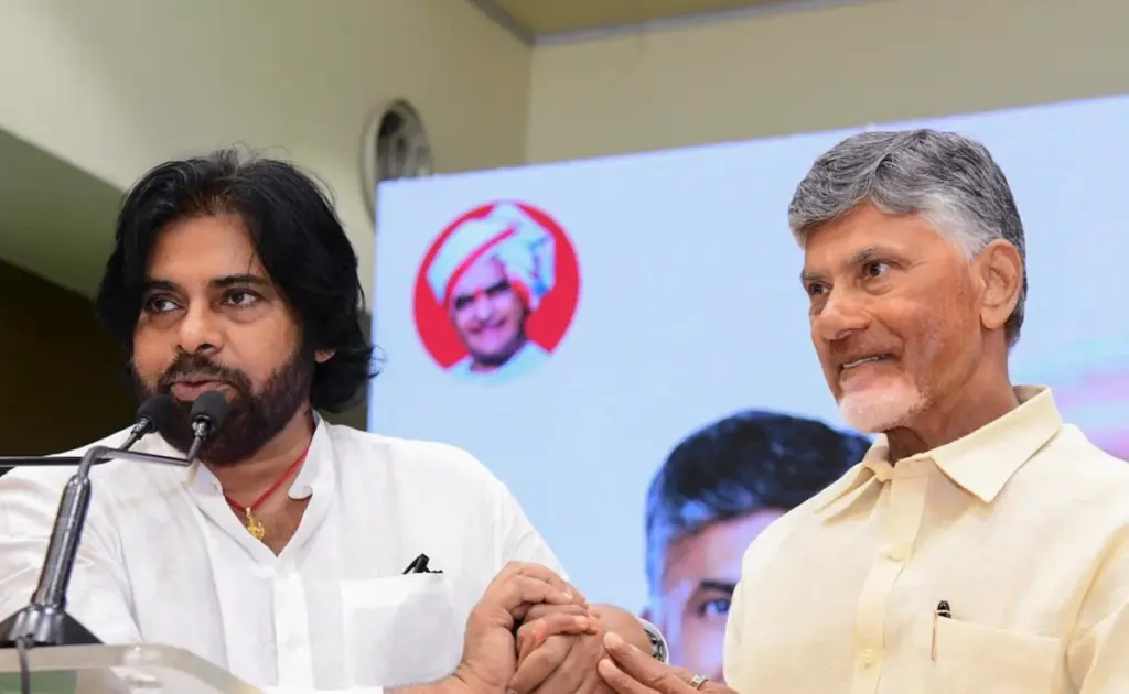 Kancharla Srikanth: ఉద్యోగులకు అండగా కూటమి ప్రభుత్వం – సిఎం, డిసిఎం చిత్రాలకు పాలాభిషేకం