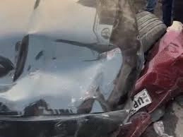 పాదచారులపై దూసుకెళ్లిన జాగ్వార్ – ఒకరు మృతి, ఎనిమిది మంది గాయాలు