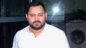 మహాఘట్బంధన్‌ సీఎం అభ్యర్థిగా తేజస్వి యాదవ్‌!