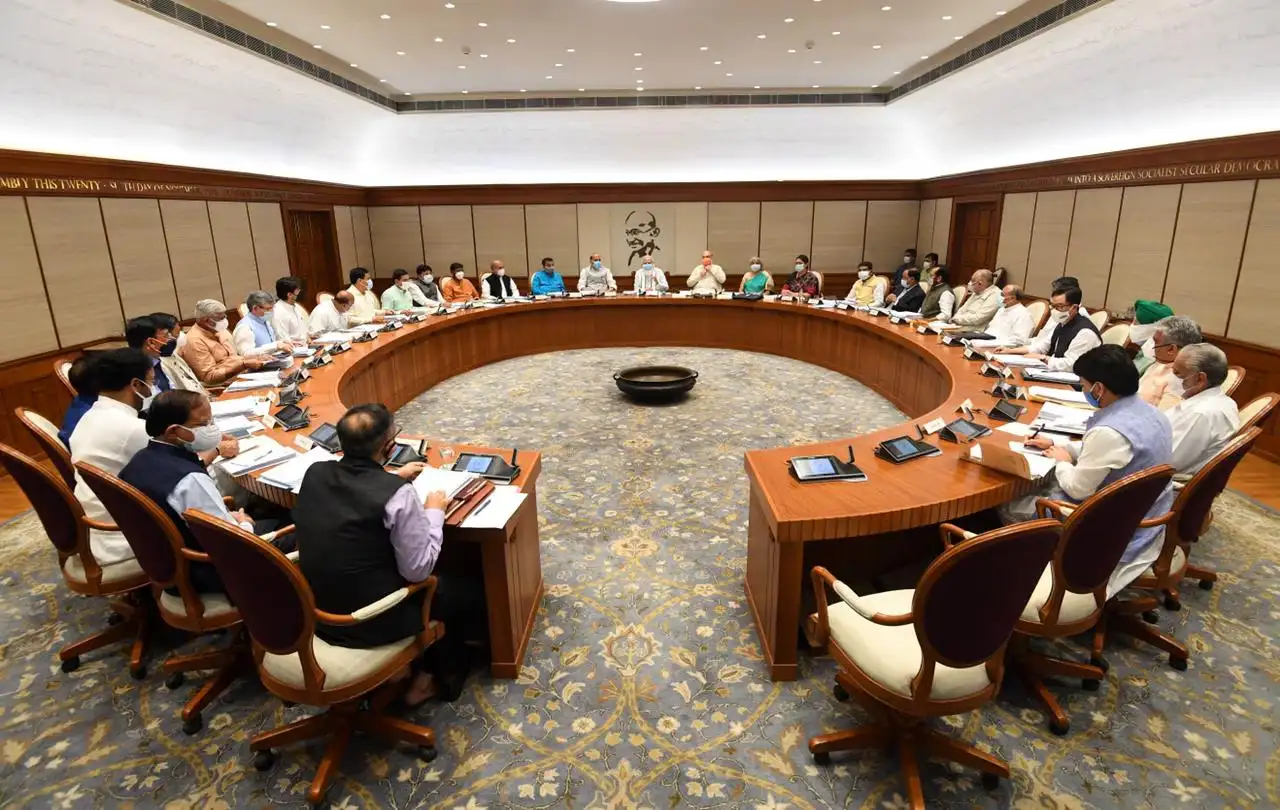 Cabinet Meet: కేంద్ర కేబినెట్‌ కీలక నిర్ణయాలు – ఉద్యోగులు, రైతులకు డబుల్ గుడ్ న్యూస్