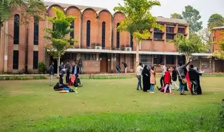 Latest News: TG College Crisis: టీజీలో కాలేజీ ఉద్యోగుల జీతాల సంక్షోభం