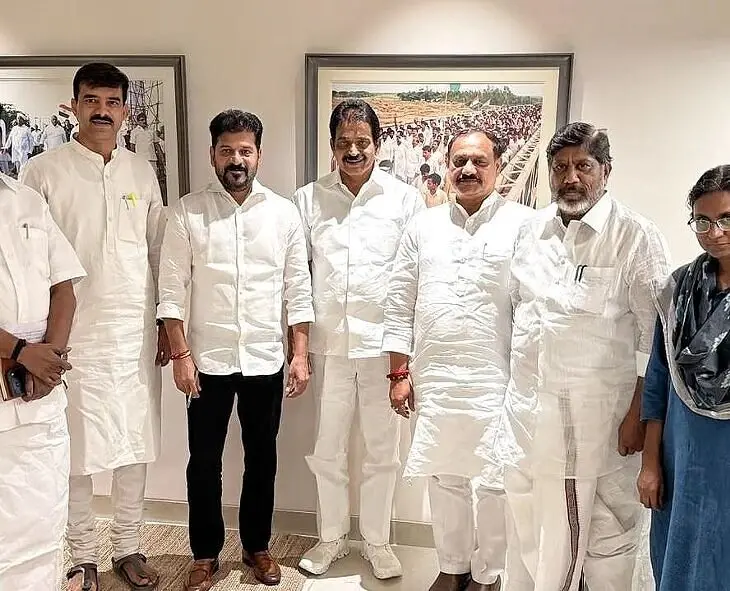 Latest News: DCC Meet: తెలంగాణ కాంగ్రెస్ డీసీసీ నియామకంపై కసరత్తు!