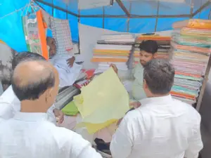 ఎన్నికల వేడిలో షాపులకు పండగే పండగ